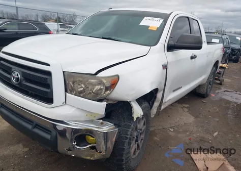 2010 Toyota Tundra Grade 5.7L V8 from USA, damaged, VIN 5TFUW5F19AX153806